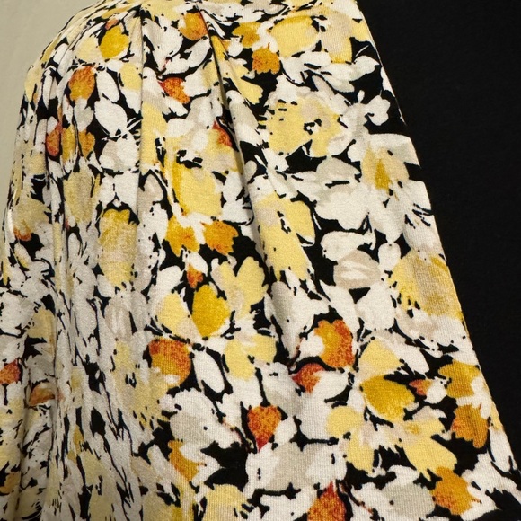 J. Jill Yellow and Blue V-Neck Bishop Sleeve Top - Picture 5 of 10